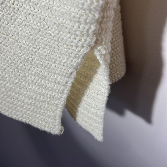 ana A New Approach Ivory Rib Knit Lightweight Women’s Sweater Gold Inlay Sz M - Picture 7 of 7
